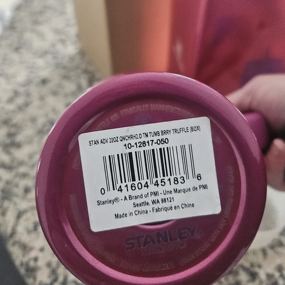 Stanley Metallic Pink Quencher Tumbler with Handle and Straw - Picture 3 of 6